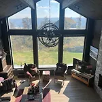 Spacious, Exclusive And Modern In 펜션
