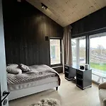 펜션 Spacious, Exclusive And Modern In 게일로