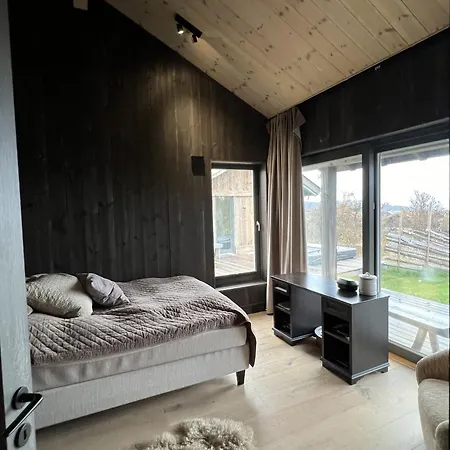 Feriehus Spacious, Exclusive And Modern In Geilo