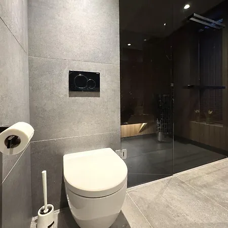 Nyaraló Spacious, Exclusive And Modern In